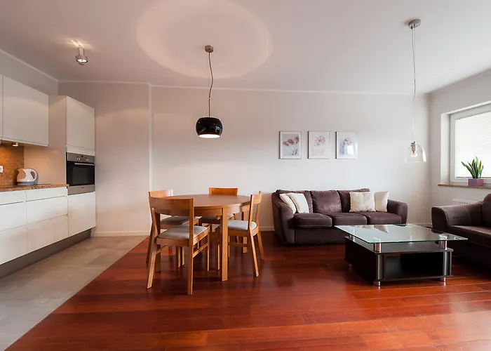 Exclusive - Old Town